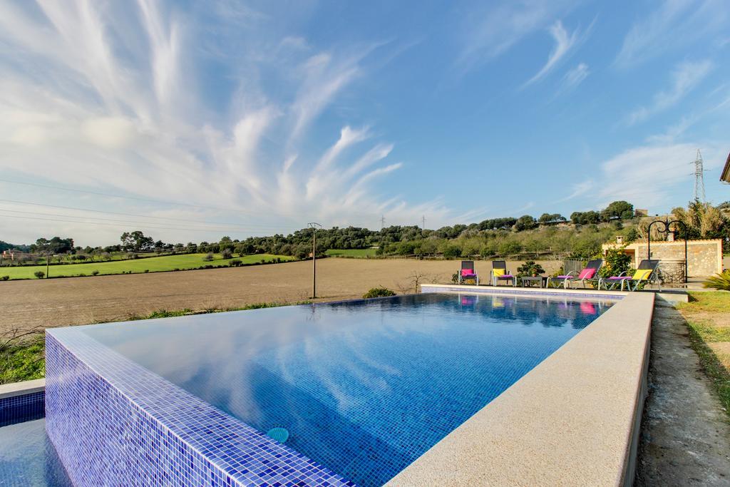 Villa Son Gili Llubí Extérieur photo